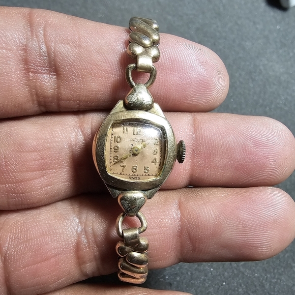 Vintage Cromwell Mechanical Wind Ladies Cocktail Watch For Parts Or Repair - Picture 1 of 8